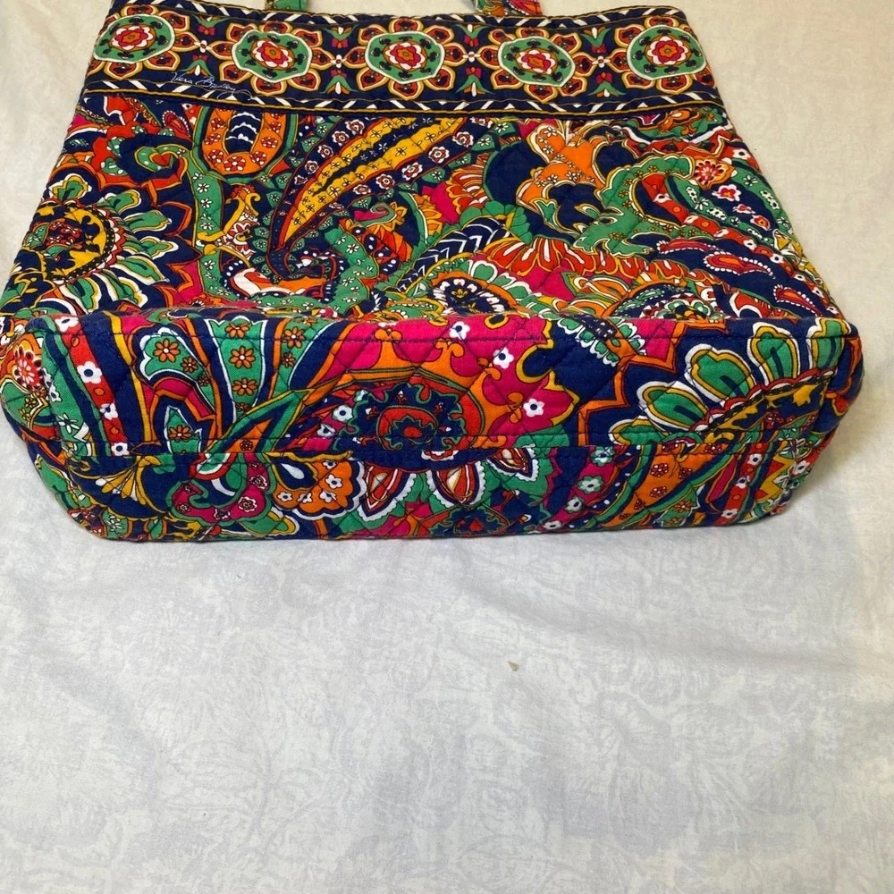 Vera Bradley Venetian Paisley Toggle Tote Bag Retired Quilted Purse